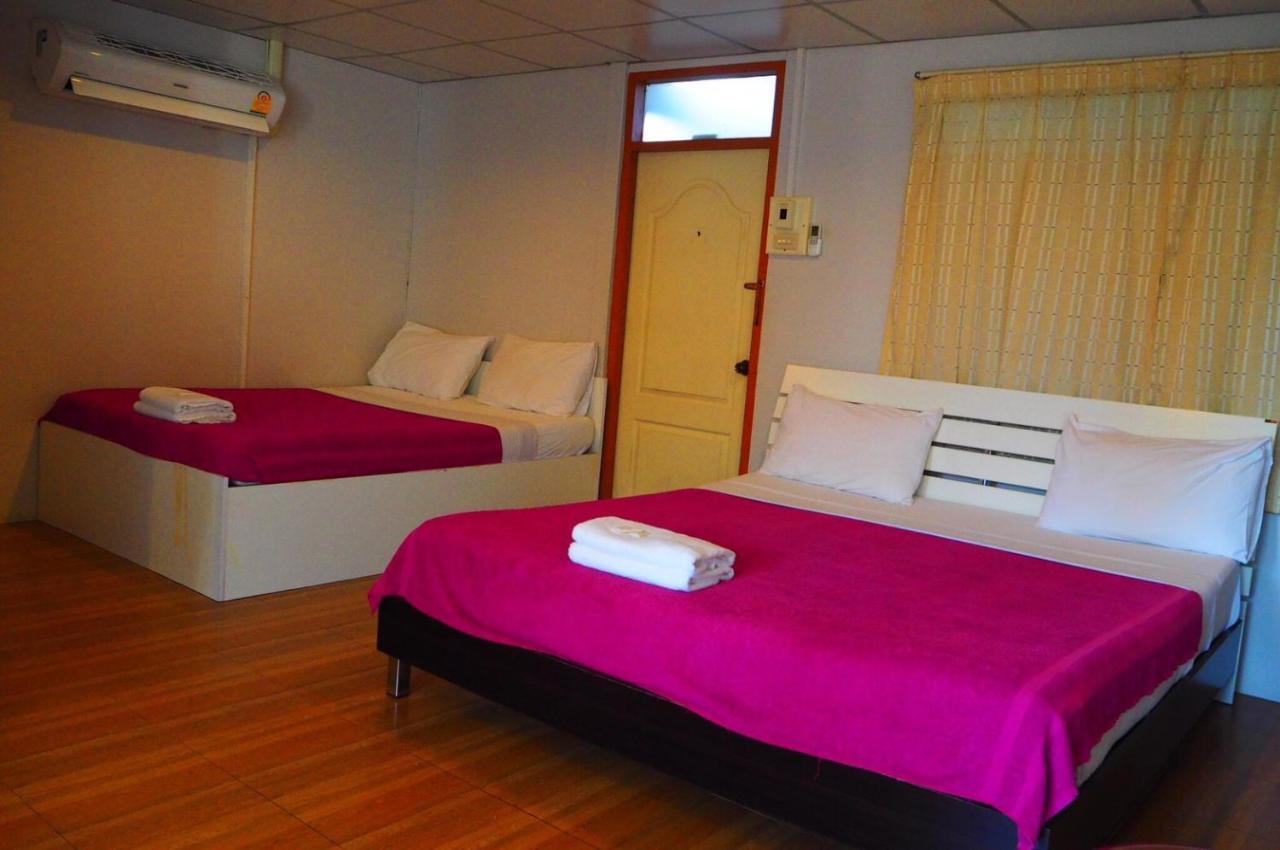 Samchai Hotel Si Racha Eksteriør billede