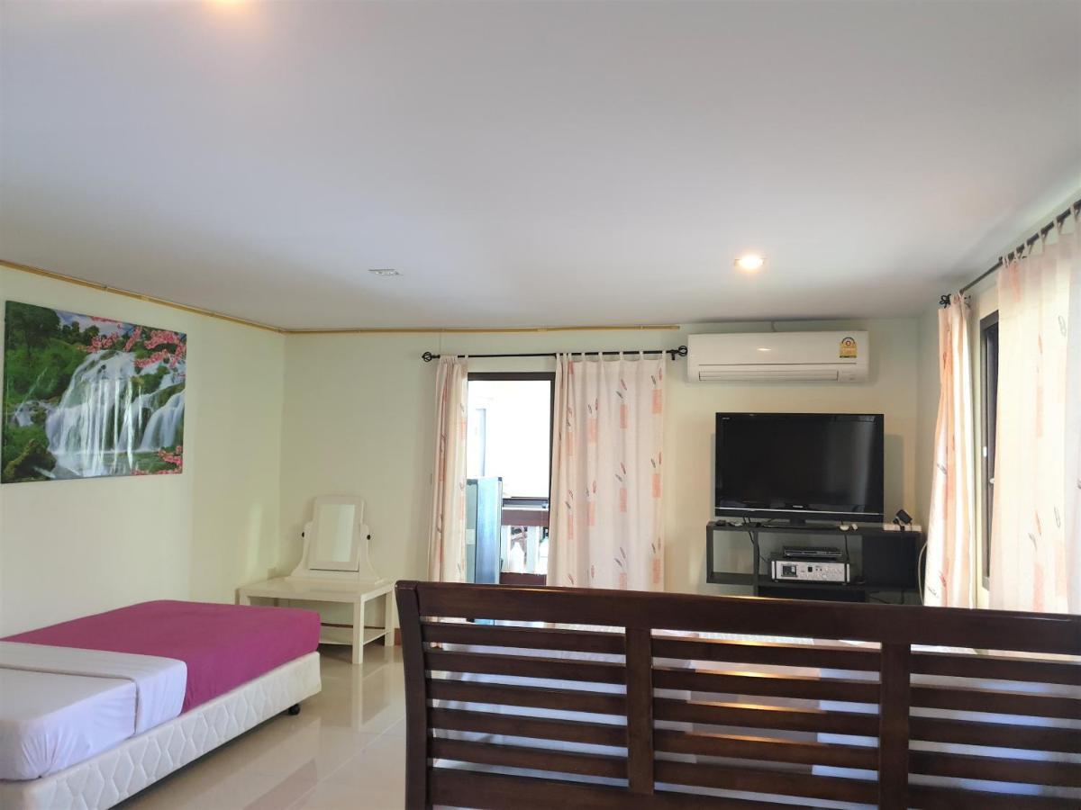 Samchai Hotel Si Racha Eksteriør billede