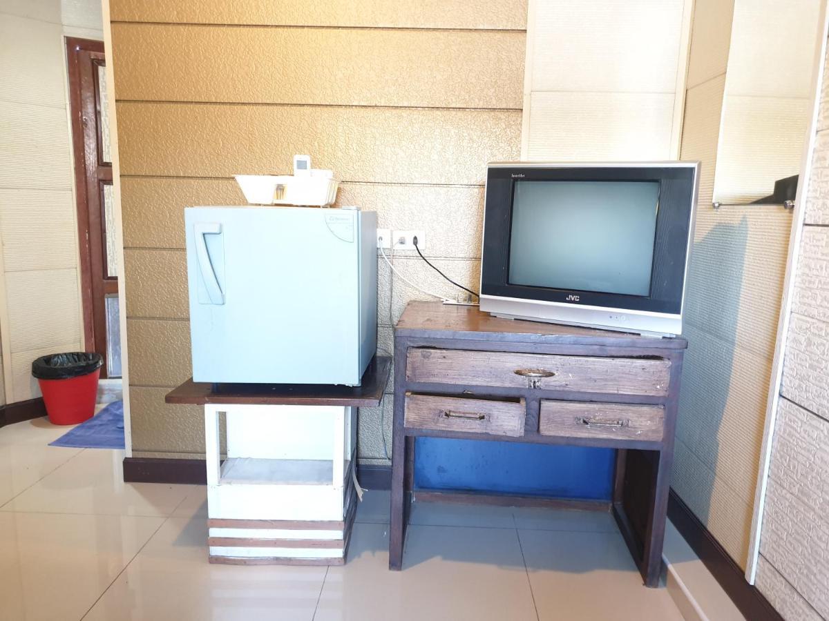 Samchai Hotel Si Racha Eksteriør billede