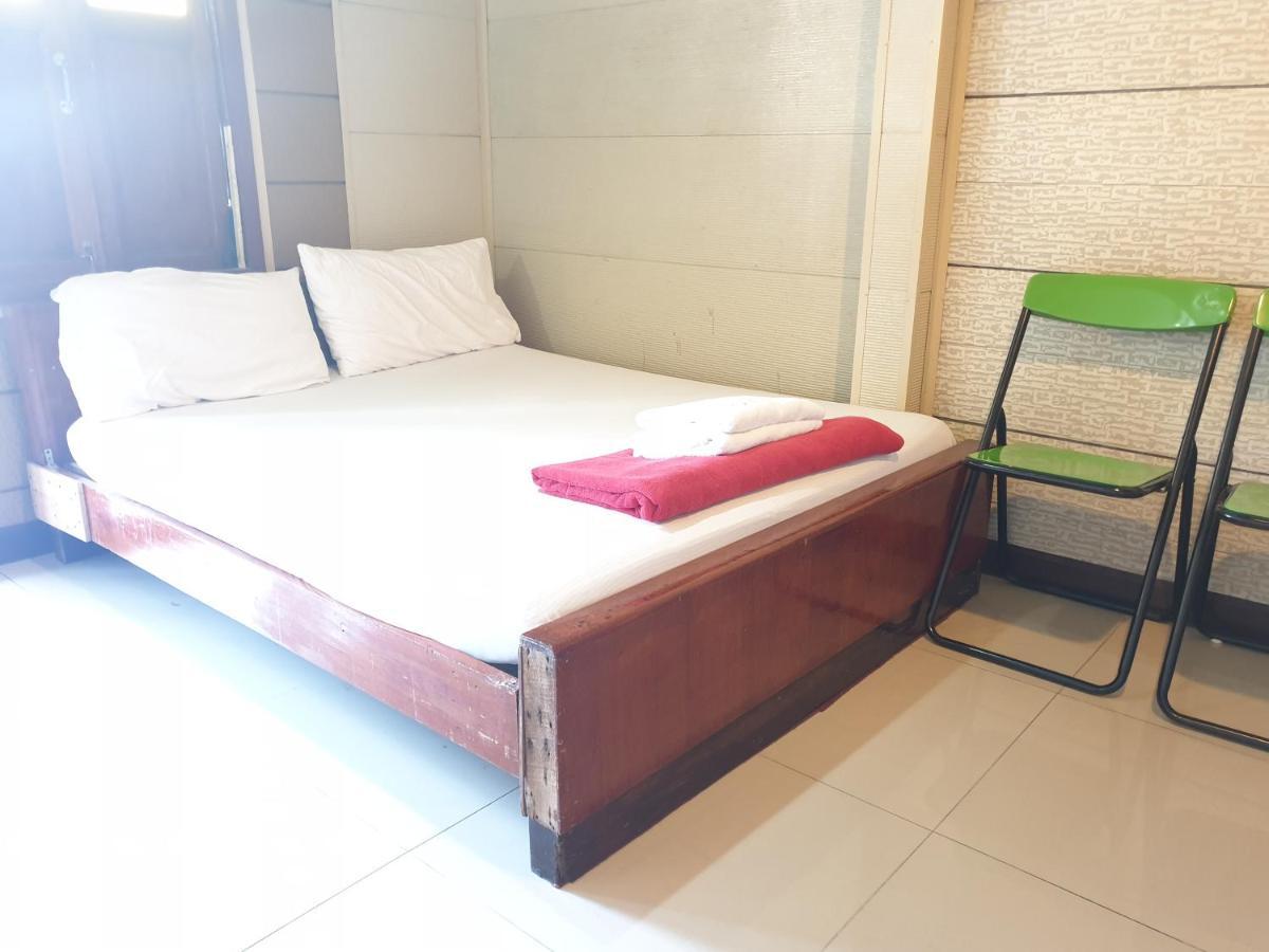 Samchai Hotel Si Racha Eksteriør billede